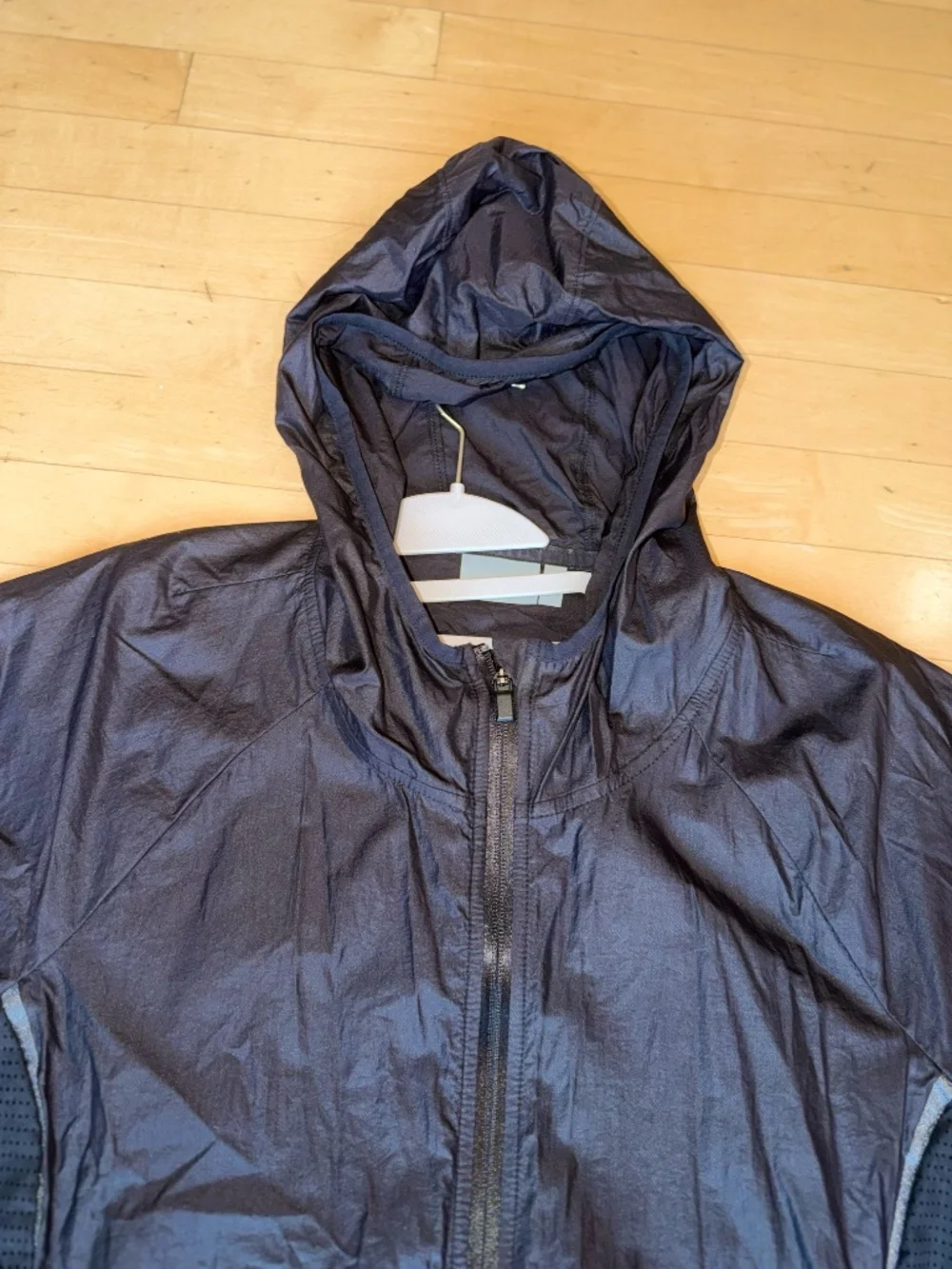 ATHLETA  Black‎ Windbreaker Hooded jacket, M,  CB2604 - Picture 3 of 4